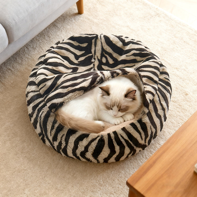 Cozy Round Fleece Plush Pet Bed for Cats and Dogs - Colorful Design