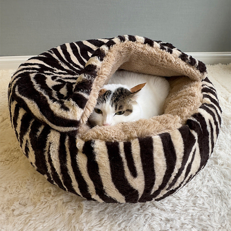 Cozy Round Fleece Plush Pet Bed for Cats and Dogs - Colorful Design